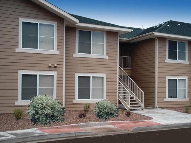 Eagle Cove Apartments - Photo 2 of 7