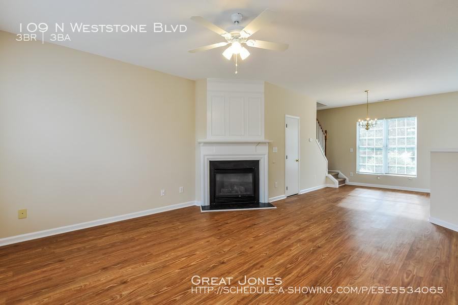 109 Weststone Blvd - Photo 2 of 16