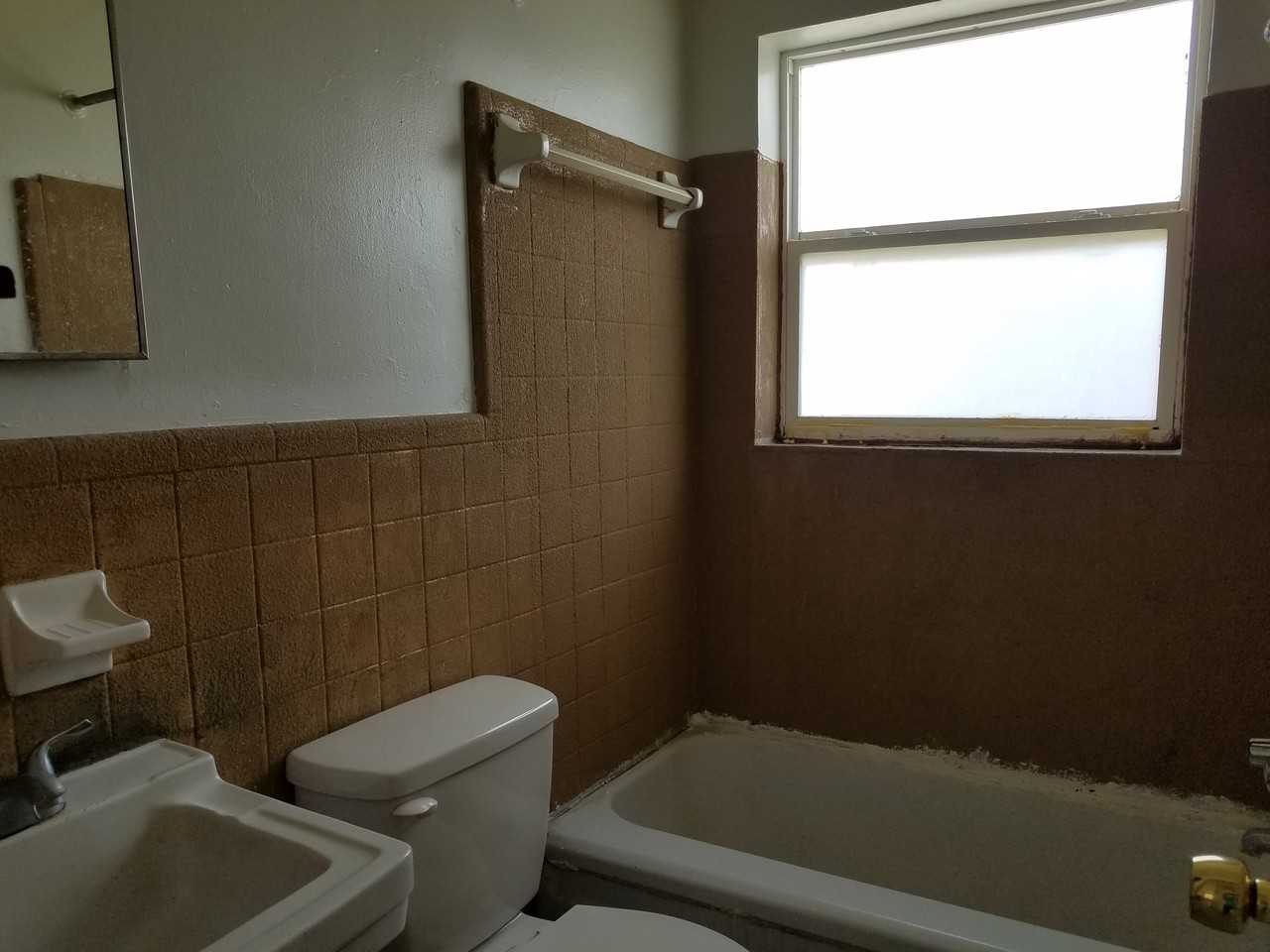 38485 6th Ave #6 - Photo 6 of 7