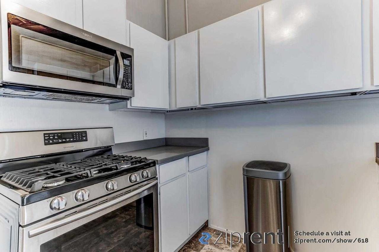 1400 2nd St - Photo 3 of 10