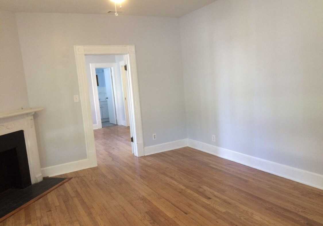 315 E 37th St B - Photo 3 of 11