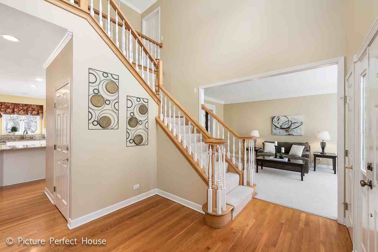 2619 Winter Park Dr - Photo 3 of 33
