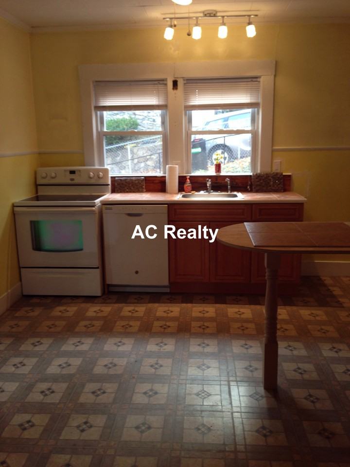 90 Vinton St - Photo 2 of 9