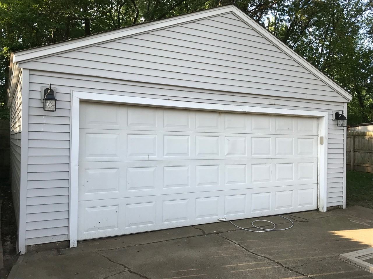 4171 Belle Ave - Photo 2 of 9