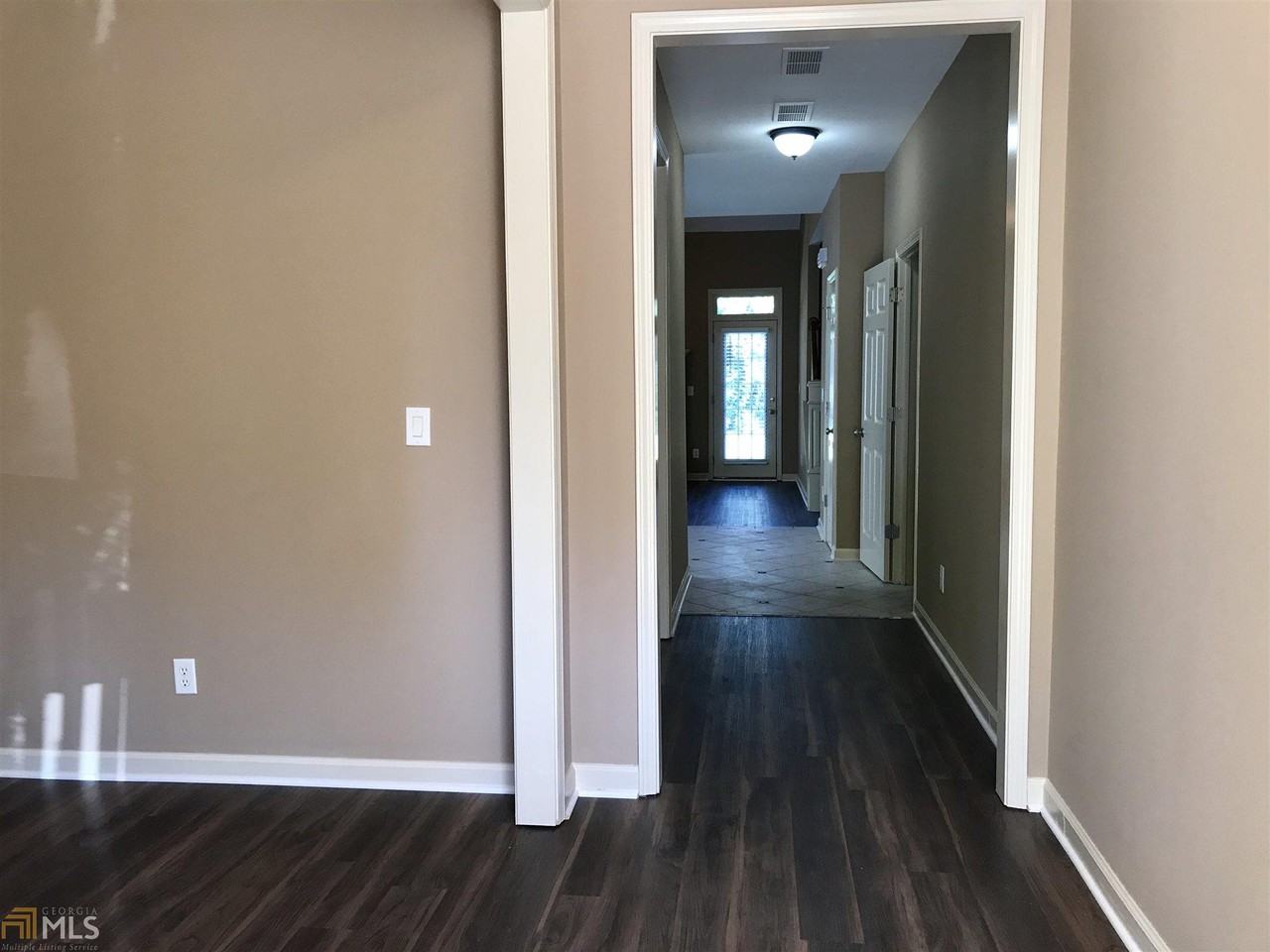 138 Market Ln - Photo 3 of 30