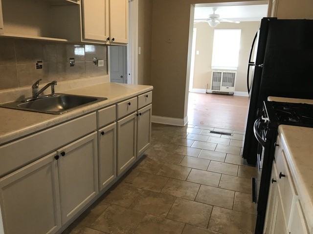 17007 Park - Photo 3 of 10