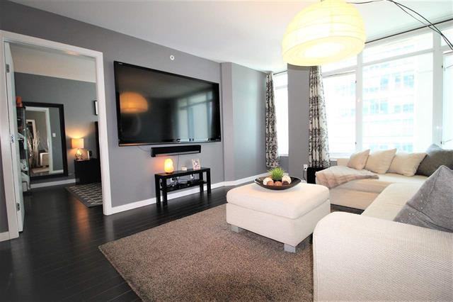 610 Granville Street - Photo 4 of 12