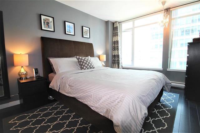 610 Granville Street - Photo 5 of 12