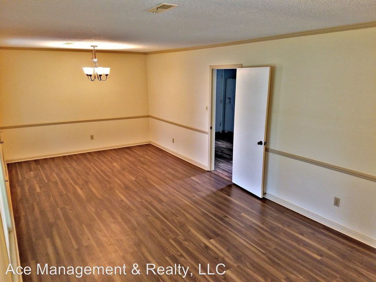 113 Henderson Greenwell Rd - Photo 2 of 17