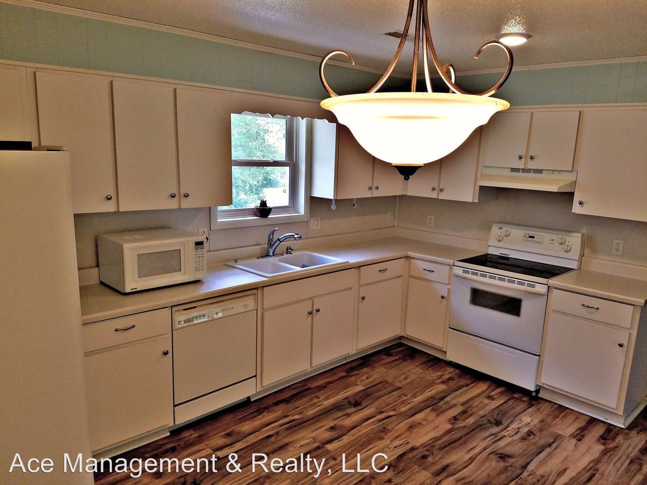 113 Henderson Greenwell Rd - Photo 3 of 17