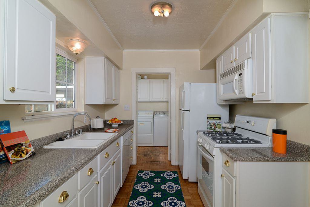 948 Vallejo Way - Photo 2 of 11