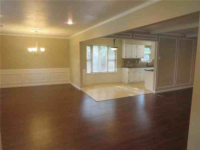 1008 Windsong Trail - Photo 2 of 23