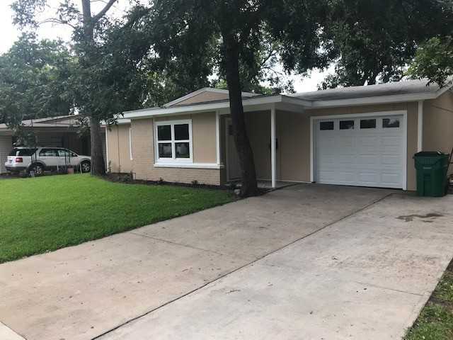 5829 Straley Ave - Photo 3 of 29