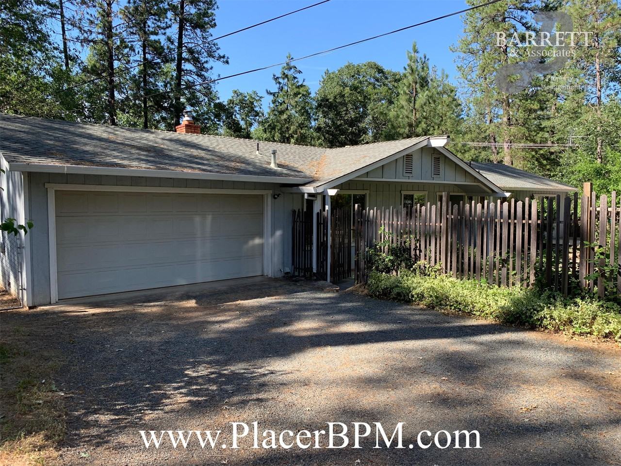 15781 McElroy Rd - Photo 2 of 21