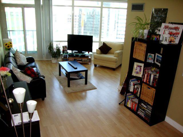 361 Front Street West - Photo 7