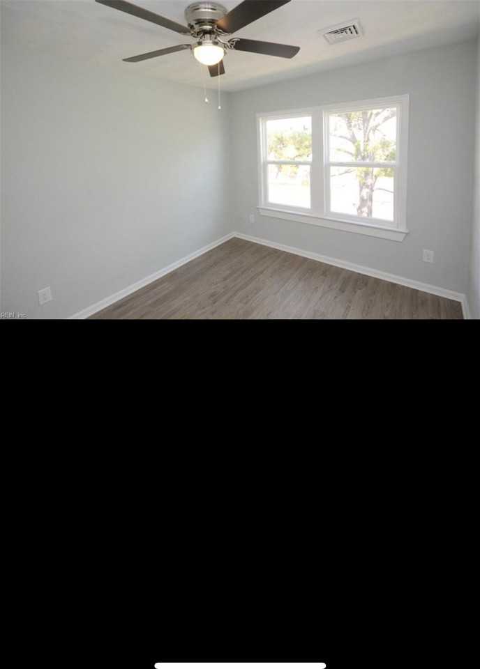 2085 Waverly Way - Photo 3 of 5