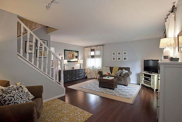 318 Weatherford Ln - Photo 2 of 11