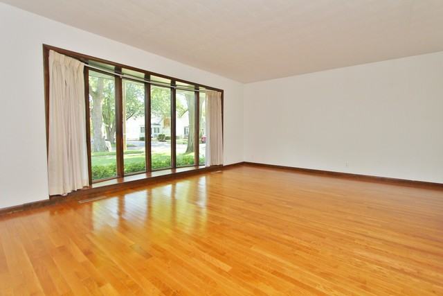 824 N Market St - Photo 3 of 20