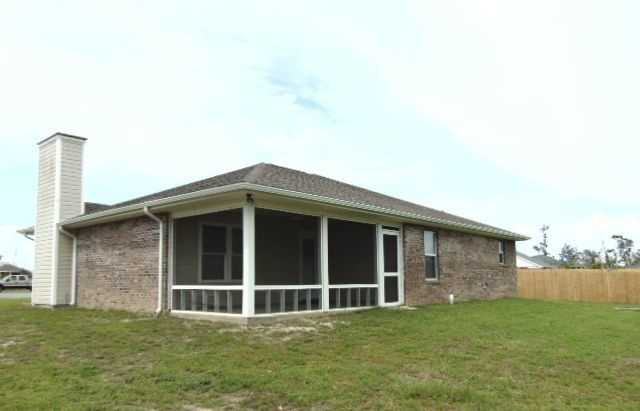 1802 Martha Ln - Photo 2 of 10