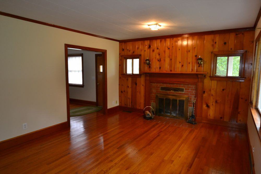 915 Fodderstack Rd - Photo 3 of 17