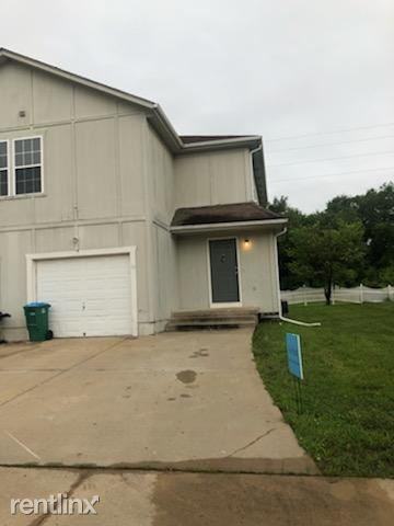 21537 South Peculiar Drive - Photo 2 of 11