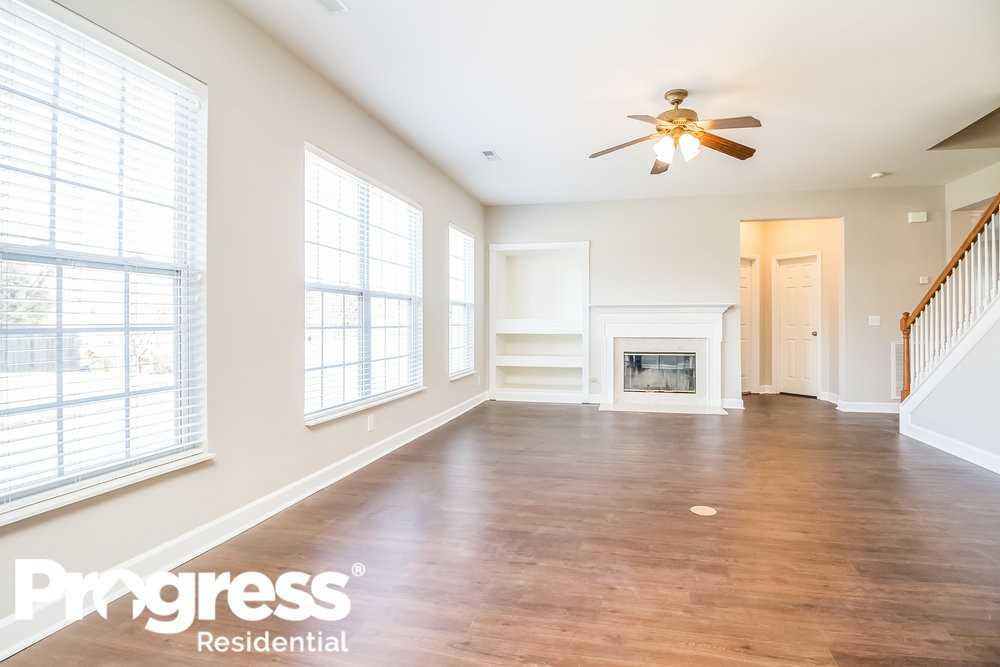 3300 Misty Winds Ln - Photo 2 of 20