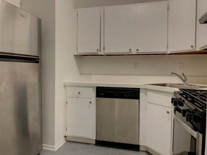 102 Sandstone Ct - Photo 3 of 11