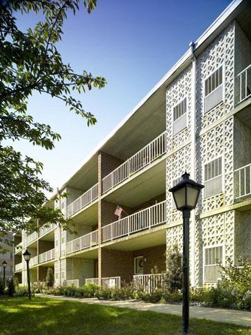 Plaza Towers Apartments and Terrace - Photo 3 of 4