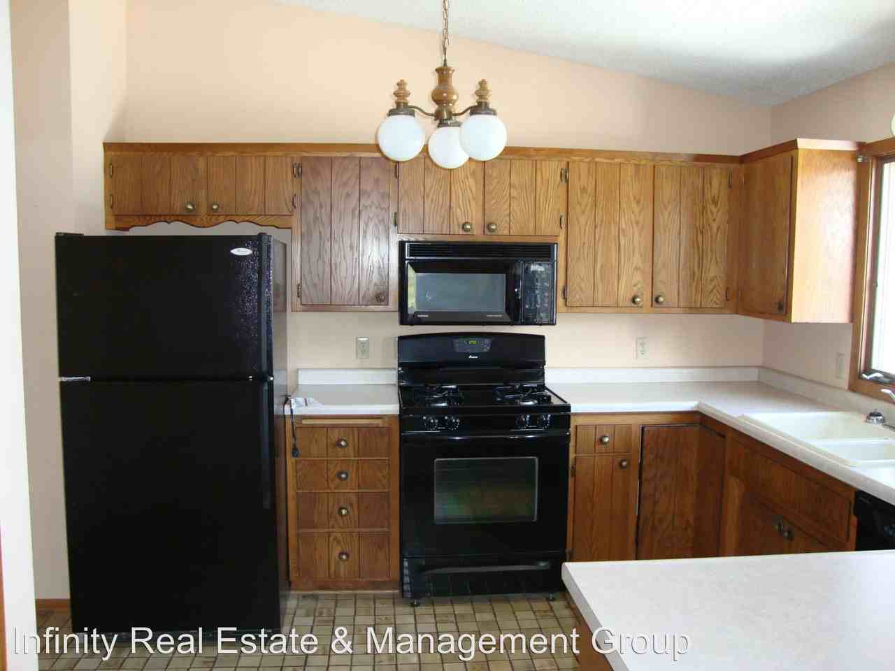 3210 9th Ave NW - Photo 2 of 12