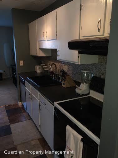 1643 N Dunlap St #2 - Photo 3 of 14
