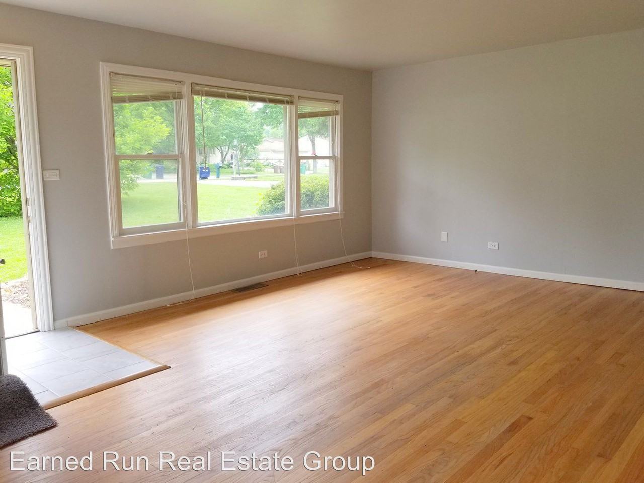 622 N Garfield St - Photo 2 of 11