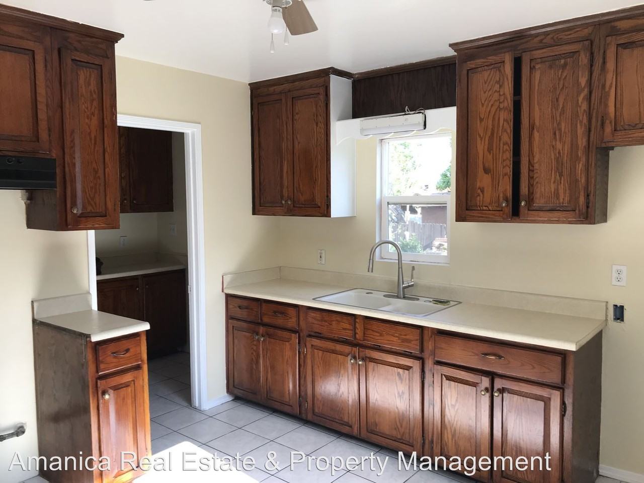 25561 E Amanda St - Photo 2 of 7