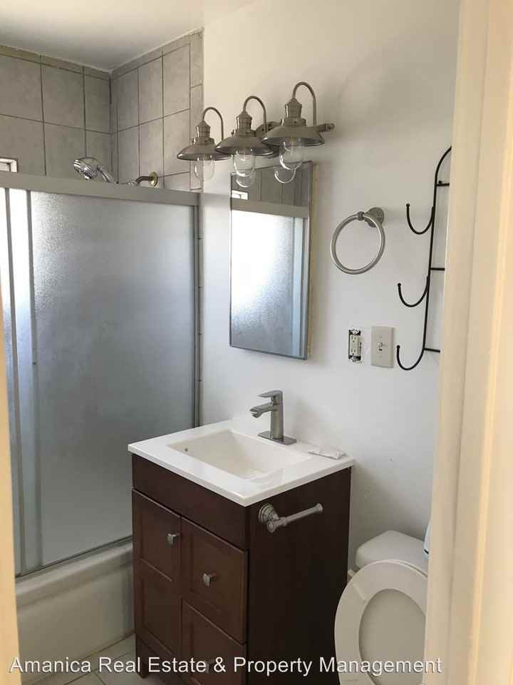25561 E Amanda St - Photo 3 of 7