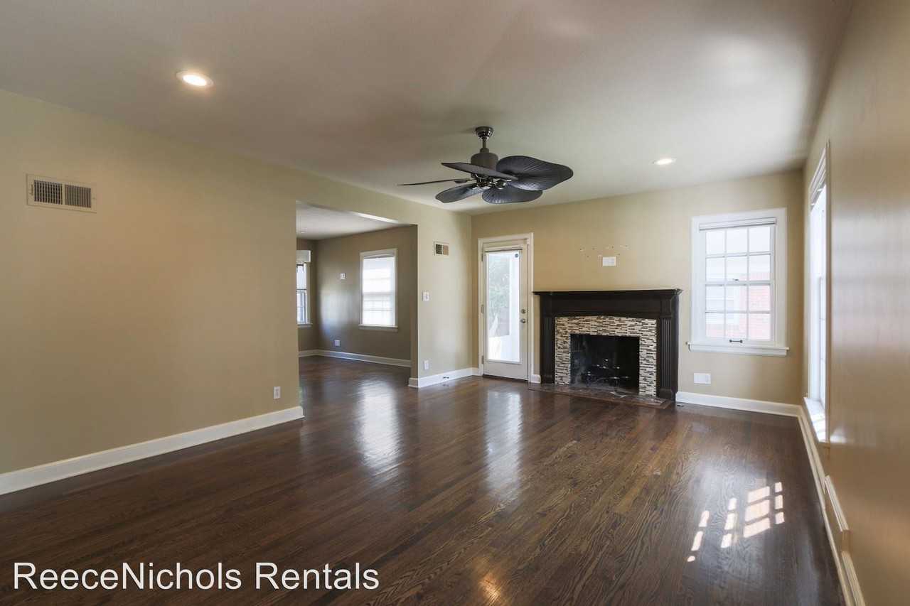 426 E 66th St - Photo 3 of 22