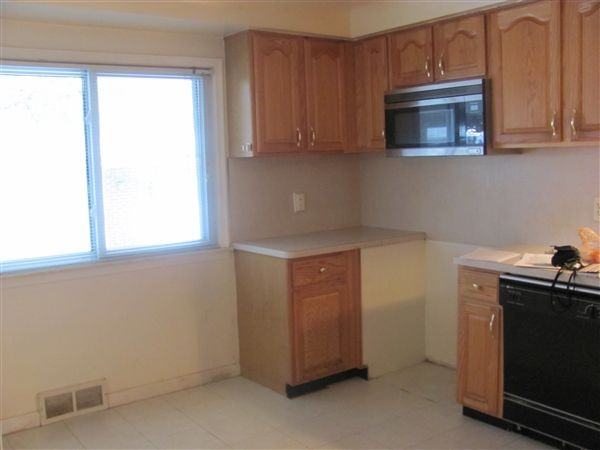 9980 Leverne - Photo 3 of 9