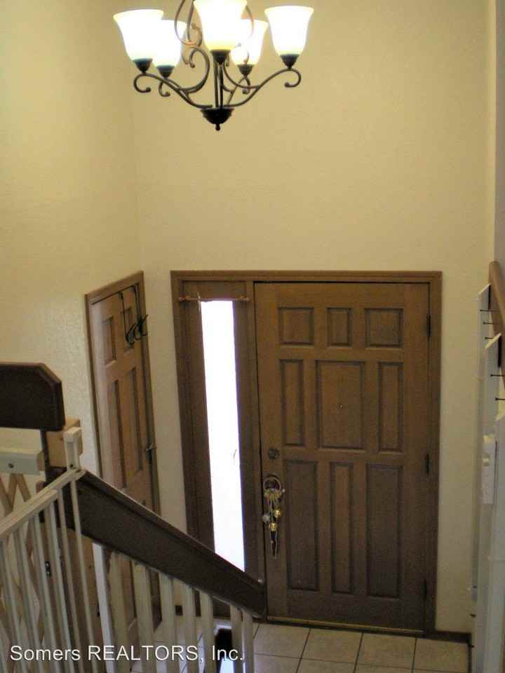 19320 Andreanof Dr - Photo 3 of 32