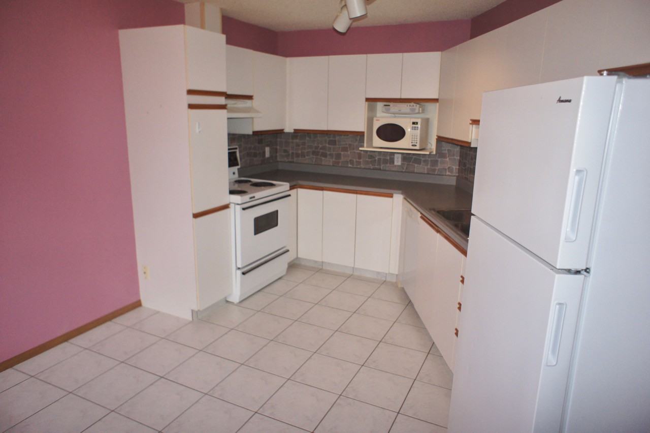 101 Youville Dr E #99 - Photo 2 of 12