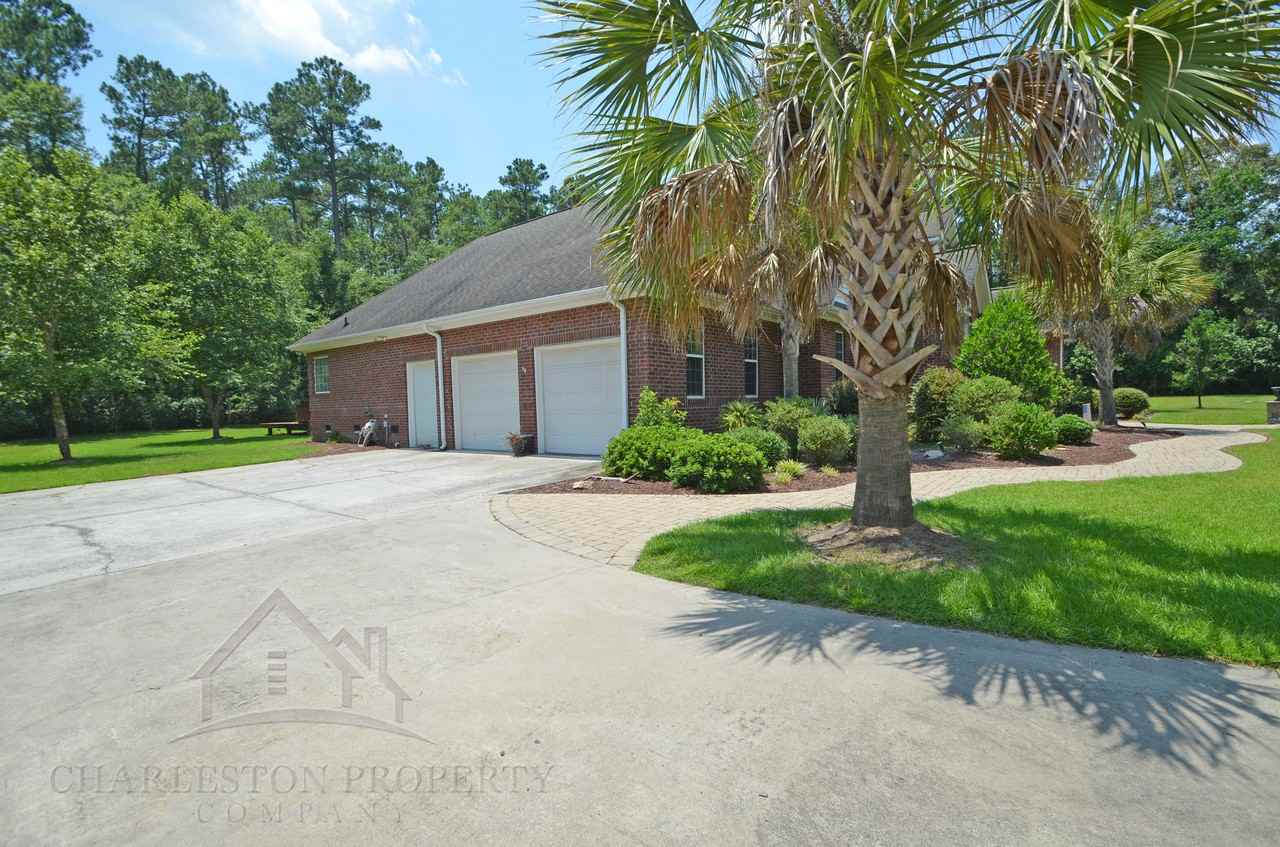 328 Yellow Jasmine Ct - Photo 3 of 27