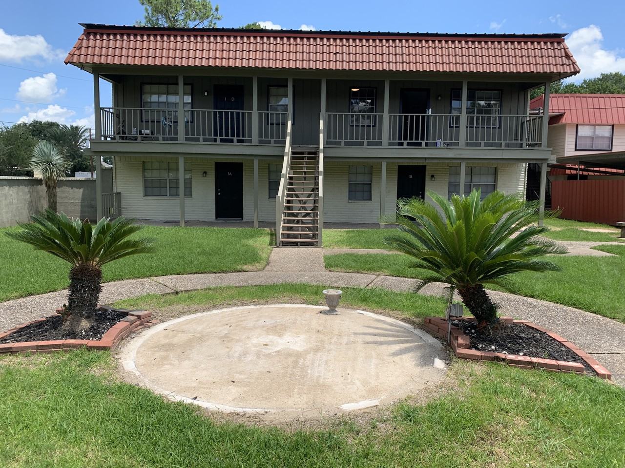 3640 Fish Hook Ln - Photo 2 of 28