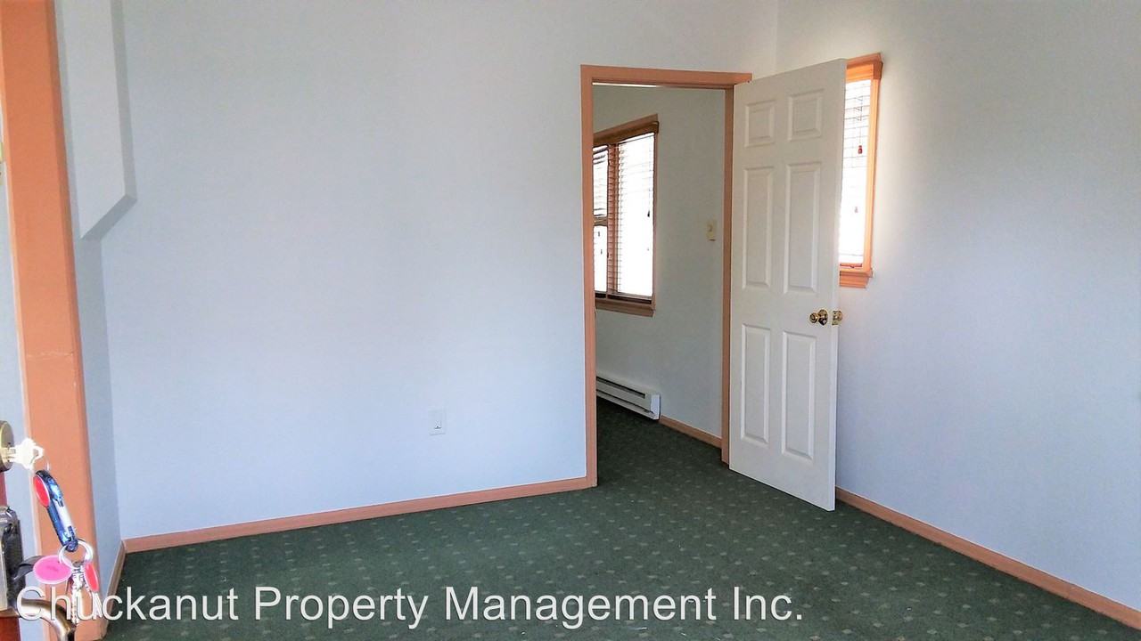 349 - 351 H St. - Photo 3 of 7