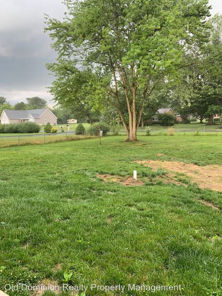 9969 S Congress St - Photo 3 of 19