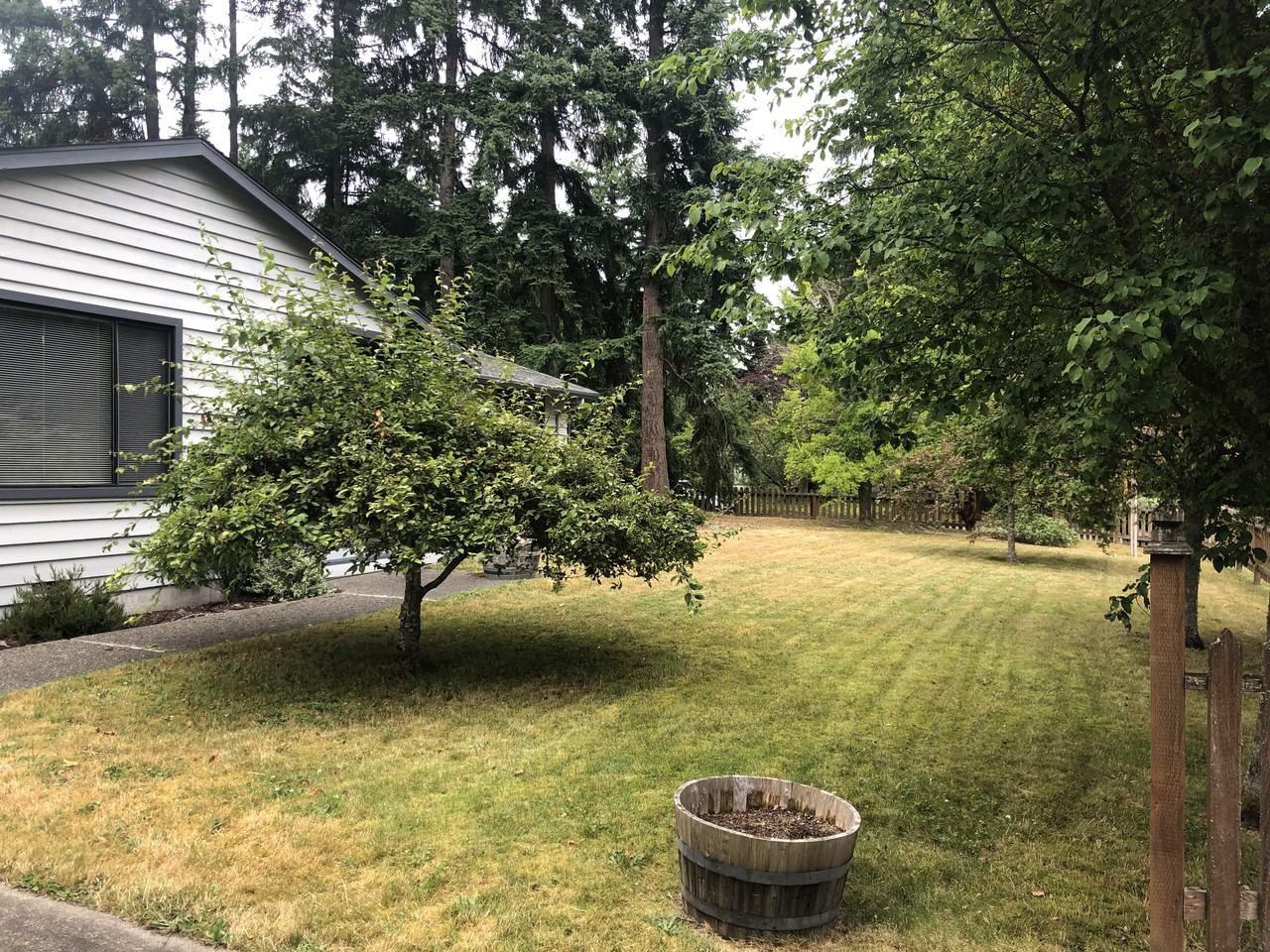 381 Ihland Way NW - Photo 2 of 21