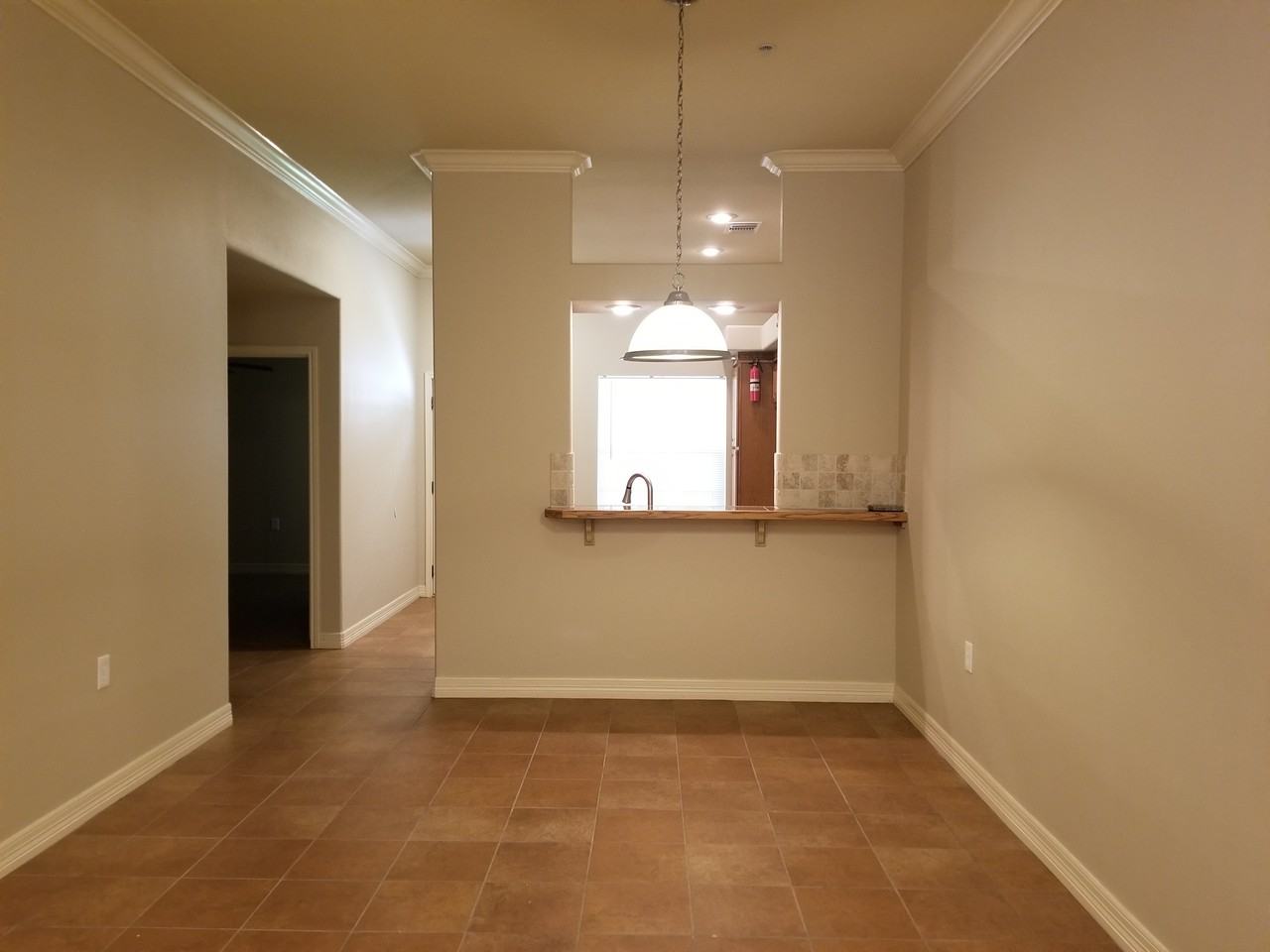 108B Springwood Cir - Photo 4 of 10