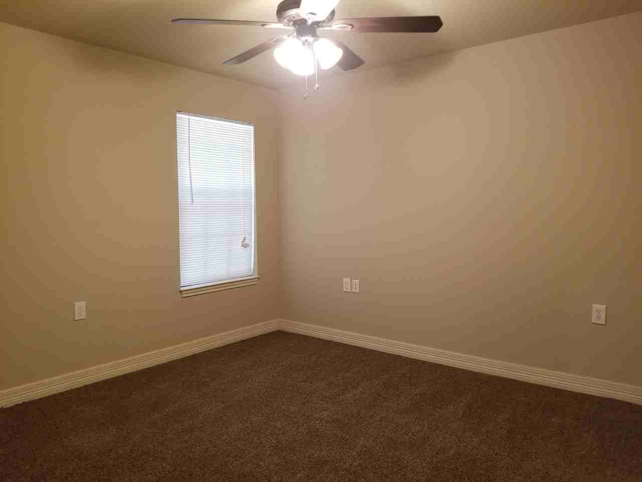 108B Springwood Cir - Photo 7 of 10