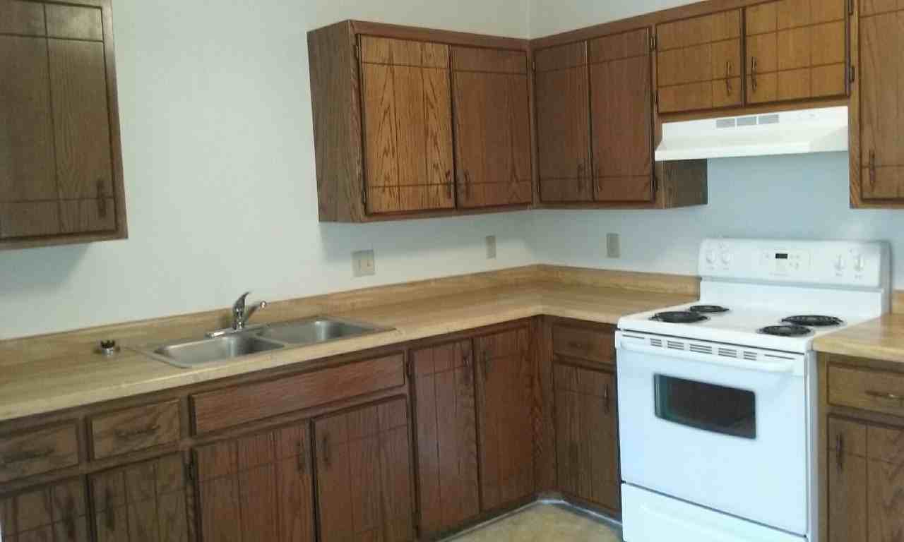 840 Bittersweet Dr - Photo 3 of 10