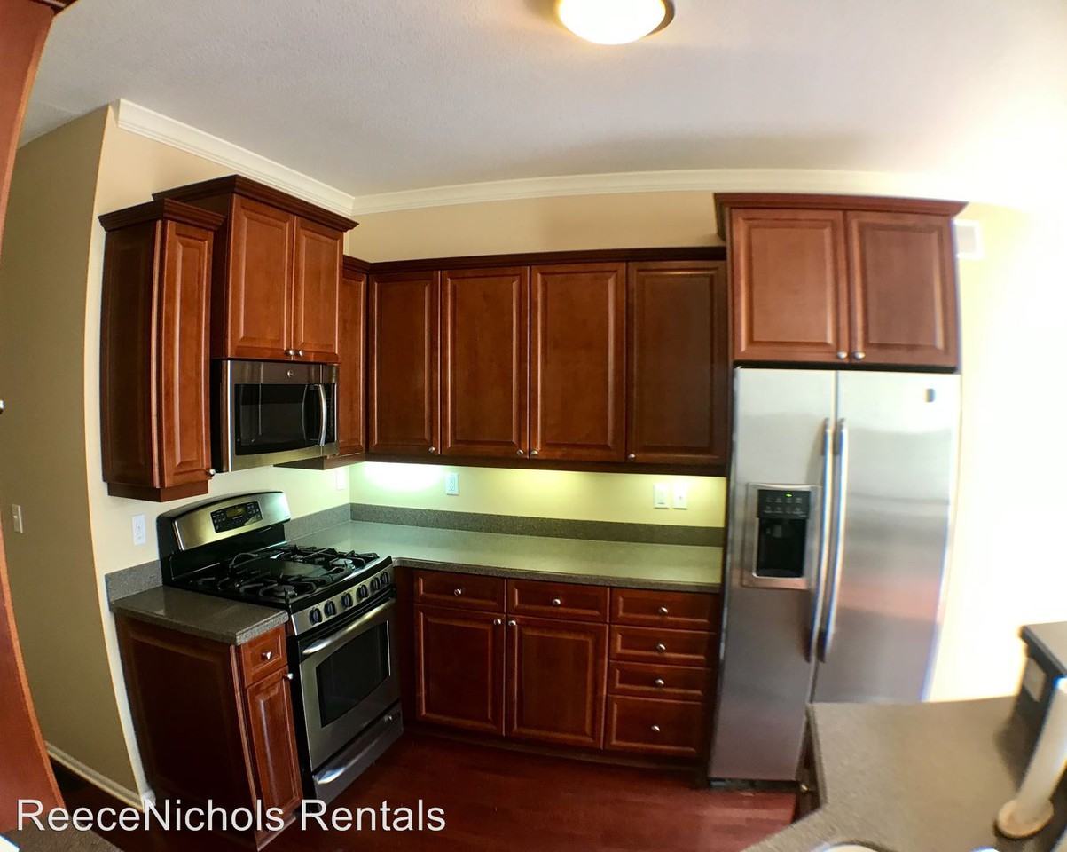 15952 Linden St - Photo 3 of 28