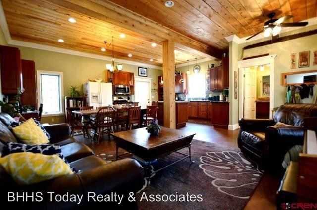 612 N 11th St - Photo 3 of 8