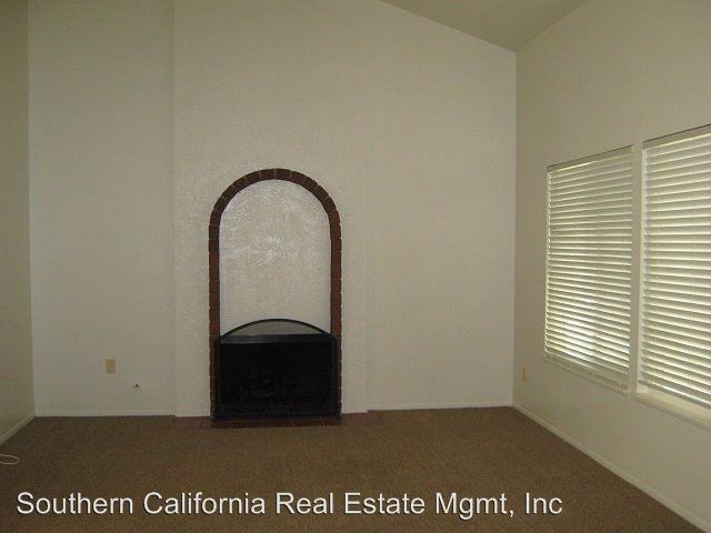 25548 Meadow Mont St - Photo 3 of 15