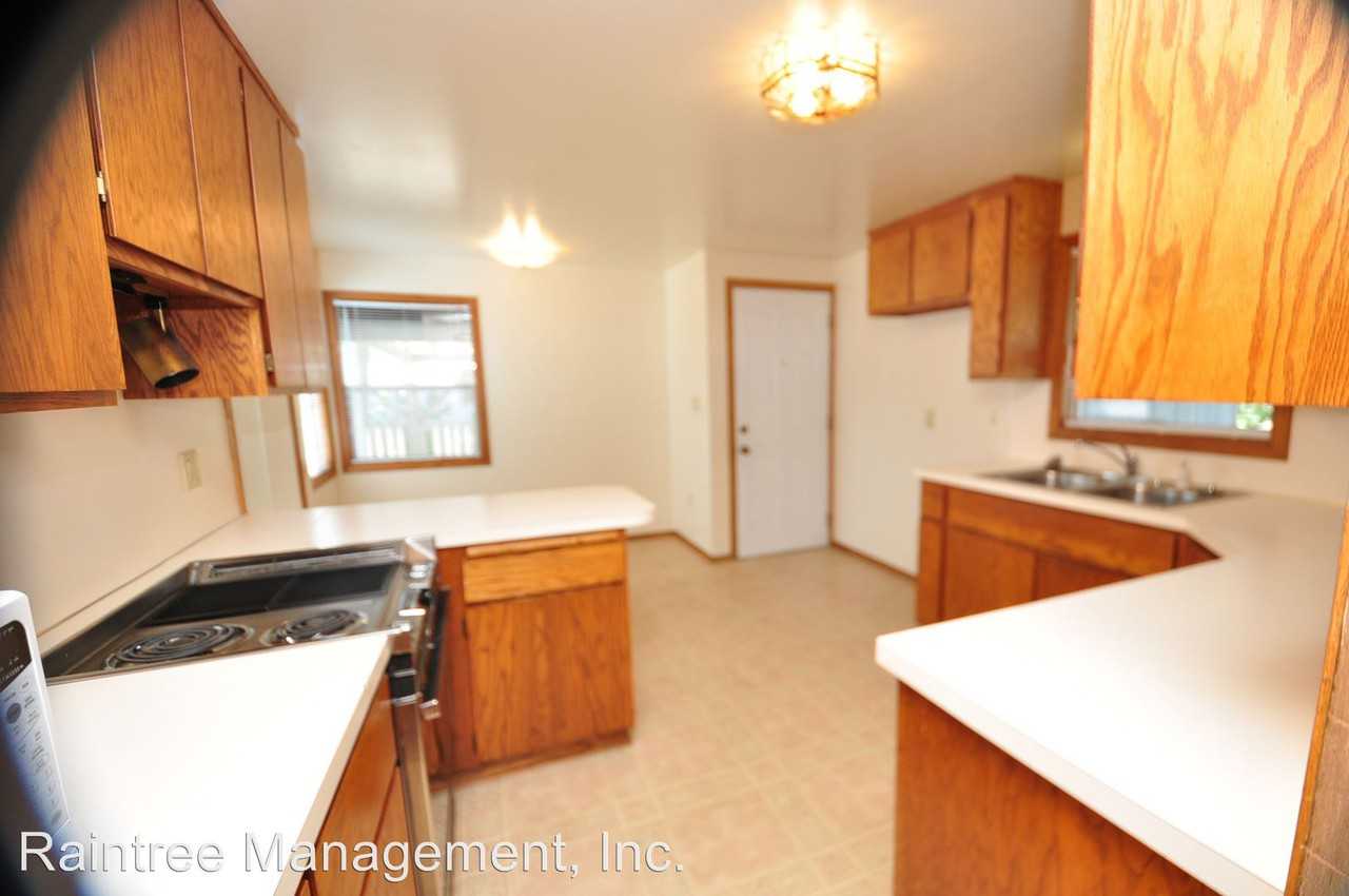 335 W Birch - Photo 3 of 7