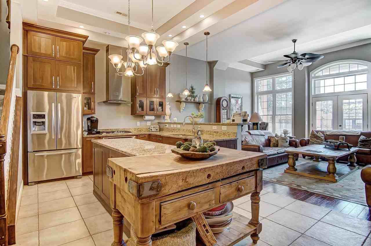 1238 Elsinore Place - Photo 2 of 25